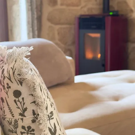 Teresa Caeiro بيت للعطل أويا